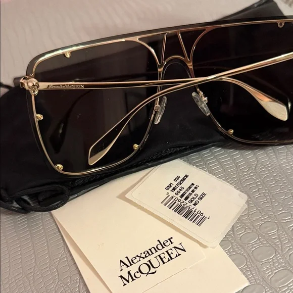 Alexander McQueen 99mm Skull Mask Metal Sunglasses - Picture 5 of 8